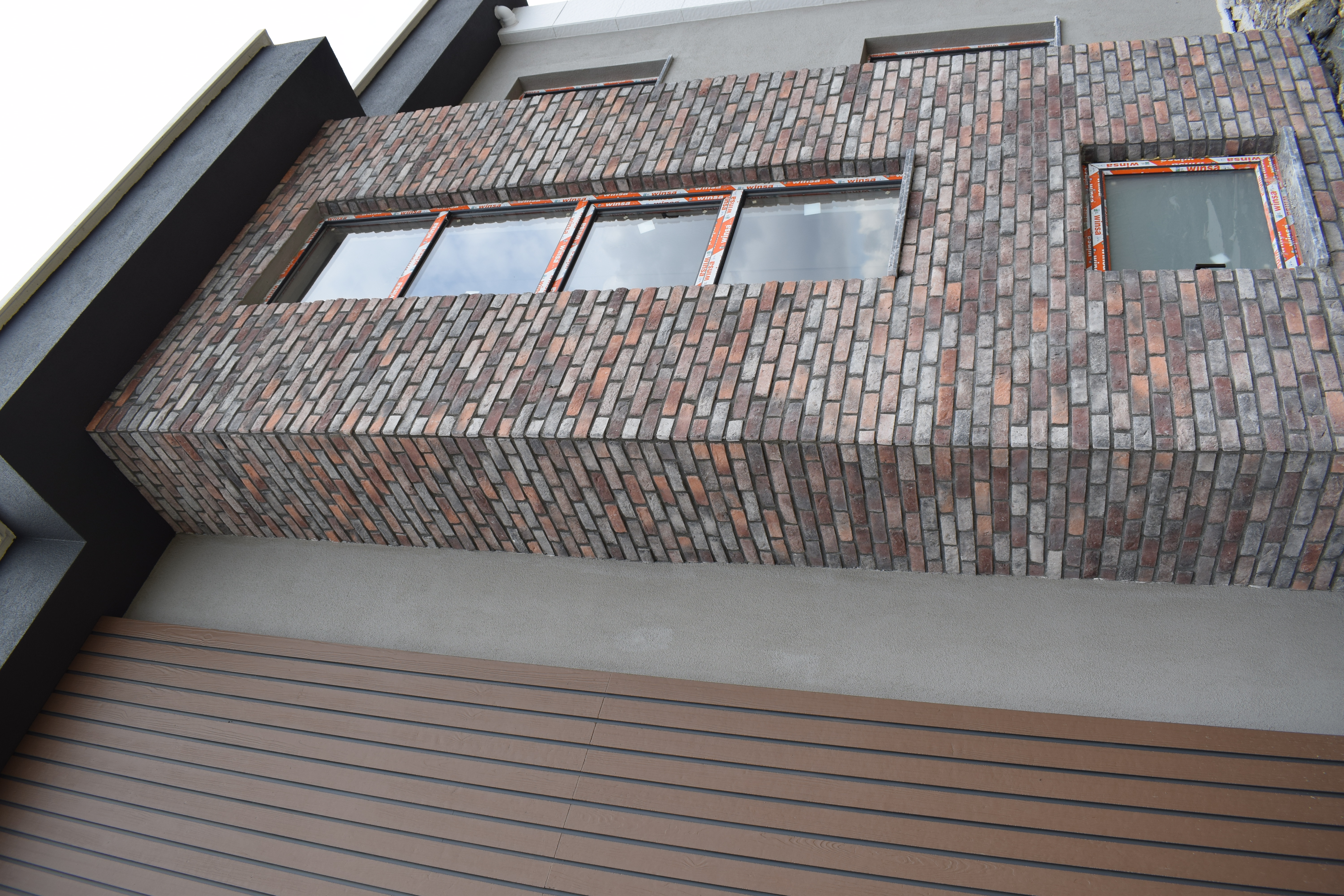 Dark Antique Brick